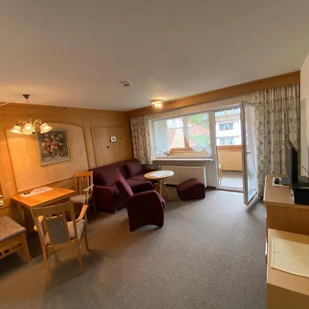 Gaestehaus Riefenhaus Oberstdorf Buitenkant foto